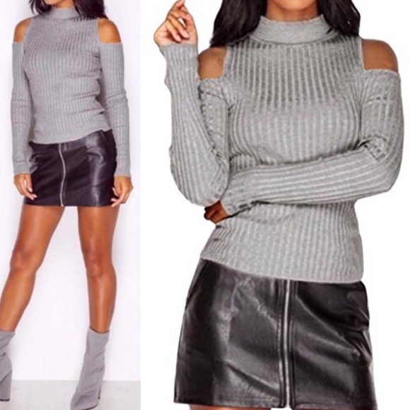 Sweaters - Cold Shoulder Stretchy Ribbed Knit Sweater Top